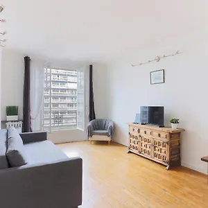 Apartment Eiffel Tower Cozy Place, Paris